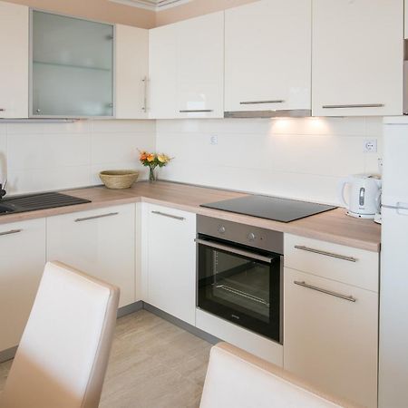 Apartments Villa Ana Krk Town Bilik gambar