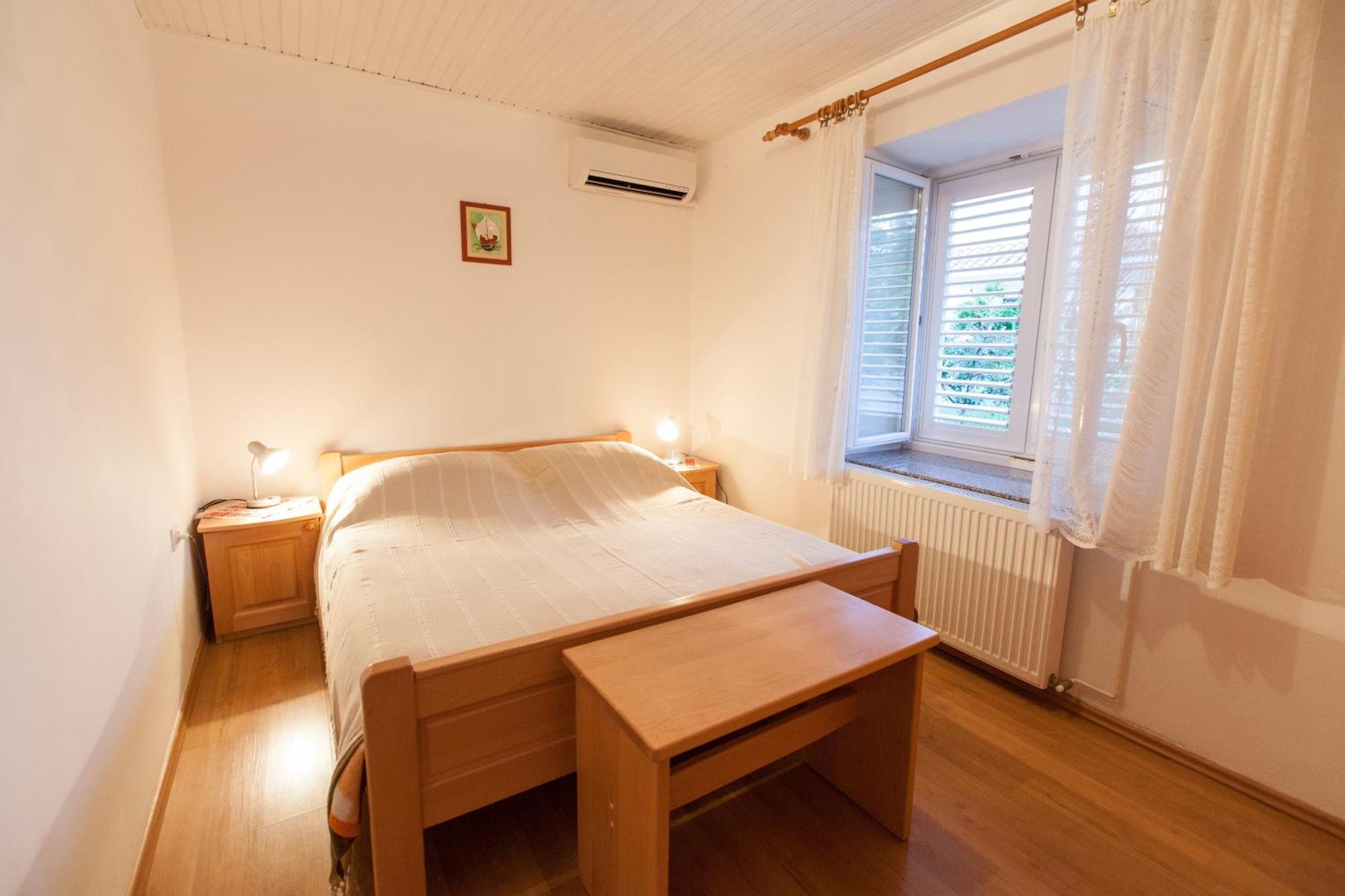 Apartments Villa Ana Krk Town Bilik gambar