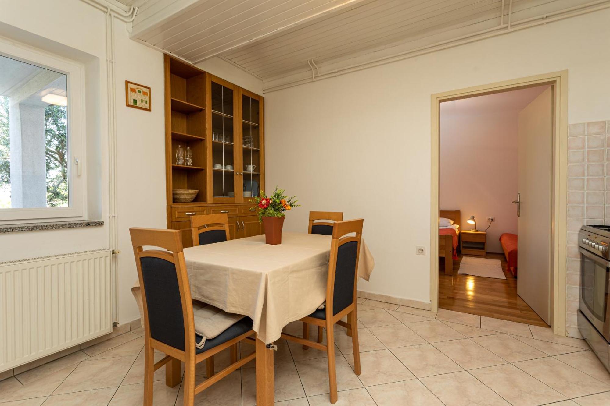 Apartments Villa Ana Krk Town Bilik gambar