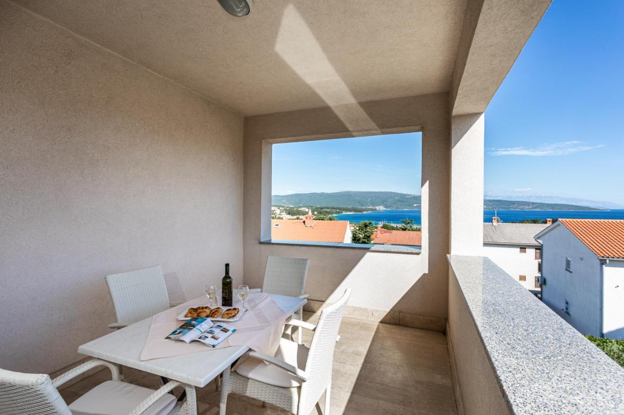 Apartments Villa Ana Krk Town Luaran gambar
